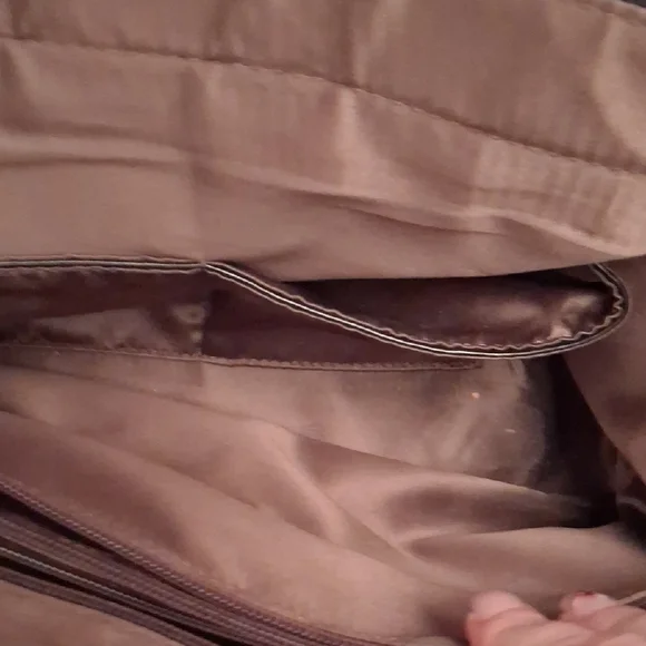 Black Leather Tote Bag - Classic Everyday Shoulder Bag - Picture 7 of 13